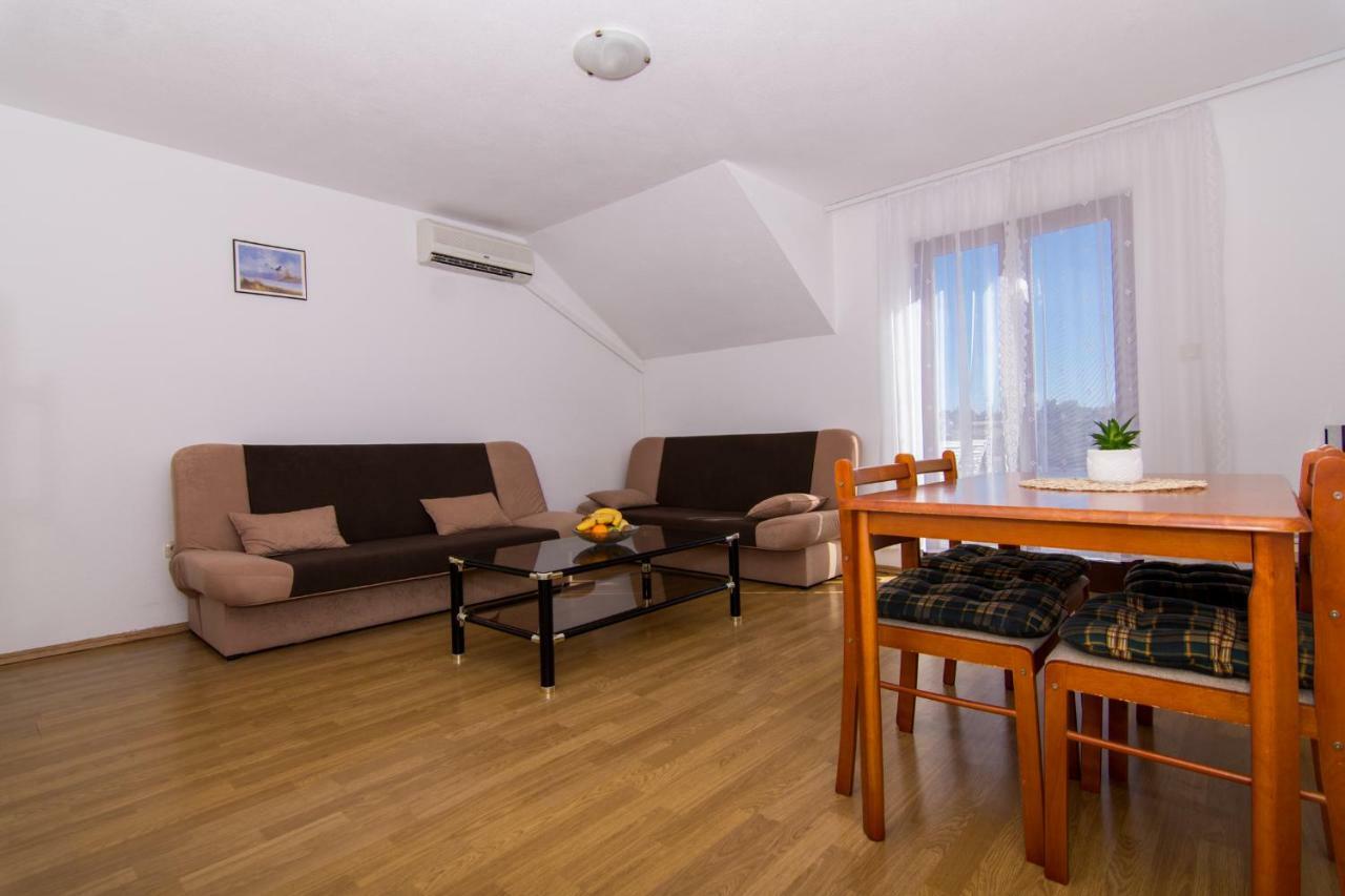 Apartments Jozic セゲット・ヴラニツァ エクステリア 写真